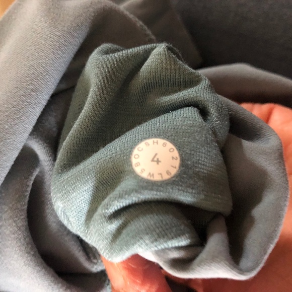 Lululemon Super High Rise Align - Picture 5 of 5